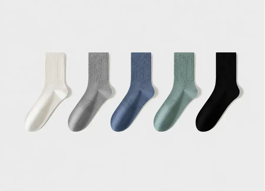 QYQ crew socks