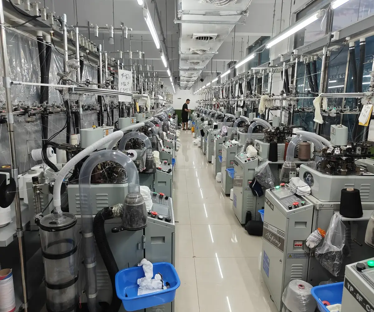 QYQ Socks knitting machine workshop in Zhuji